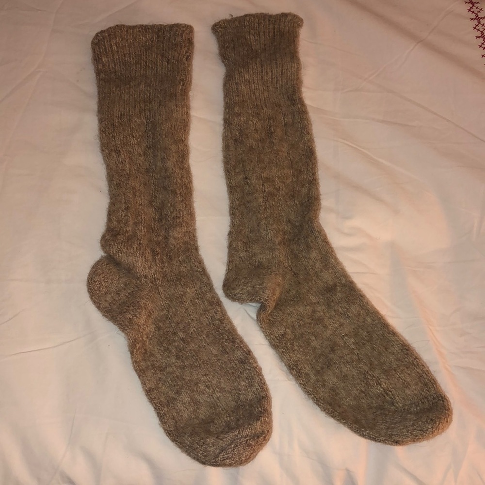 🌸 Vintage Tan Wool Socks